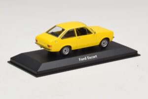 Ford Escort Mk2 Geel Maxichamps 1:43 940084100 Metaal — afbeelding 2 van 5