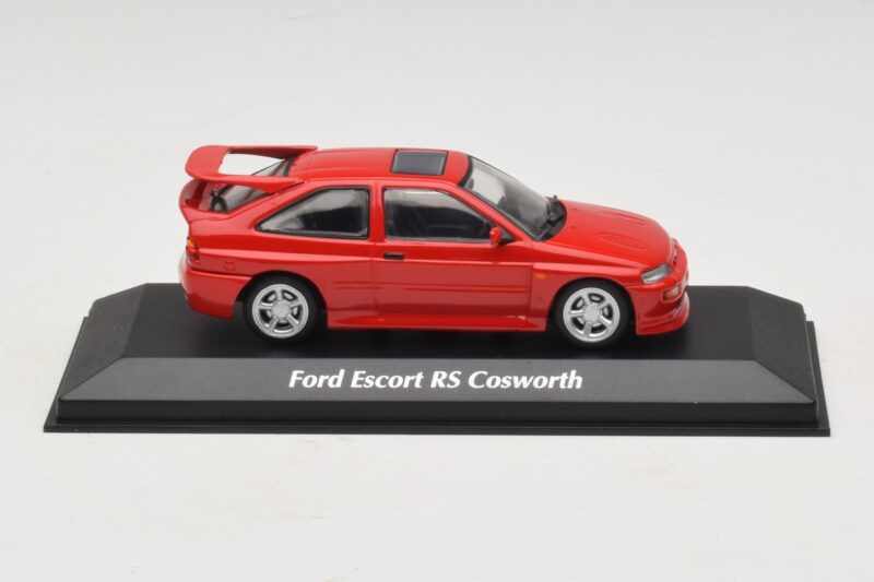 Ford Escort RS Cosworth Rood Maxichamps 1:43 940082100 Metaal