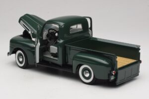 Ford F-1 Groen Road Legends 1:18 92218 Metaal — afbeelding 5 van 8