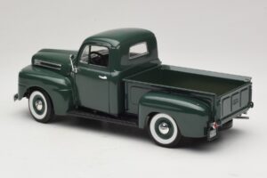 Ford F-1 Groen Road Legends 1:18 92218 Metaal — afbeelding 7 van 8