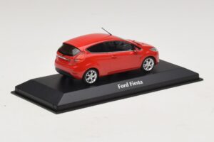 Ford Fiesta Mk7 Rood Maxichamps 1:43 940088000 Metaal — afbeelding 2 van 5