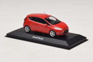 Ford Fiesta Mk7 Rood Maxichamps 1:43 940088000 Metaal — afbeelding 3 van 5