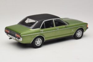 Ford Granada Mk1 Groen Metallic & Zwart MCG 1:18 MCG18569 Metaal — afbeelding 2 van 6