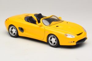 Ford Mustang Mach III Cabriolet Geel Maisto 1:18 32815 Metaal — afbeelding 6 van 8