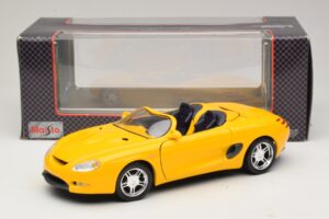 Ford Mustang Mach III Cabriolet Geel Maisto 1:18 32815 Metaal — afbeelding 8 van 8