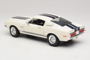 Ford Shelby GT500KR Wit Road Legends 1:18 92168 Metaal — afbeelding 7 van 8
