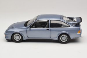 Ford Sierra RS Cosworth Blauw Minichamps 1:18 150084072 Metaal — afbeelding 4 van 8