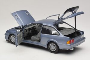 Ford Sierra RS Cosworth Blauw Minichamps 1:18 150084072 Metaal — afbeelding 5 van 8