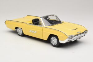 Ford Thunderbird Cabriolet Geel Anson 1:18 30334-P1 Metaal — afbeelding 6 van 8