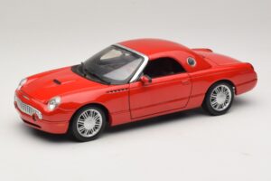 Ford Thunderbird Rood Maisto 1:18 31620 Metaal