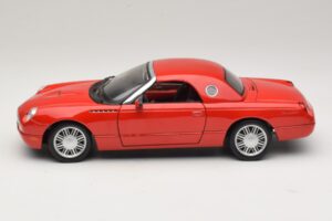 Ford Thunderbird Rood Maisto 1:18 31620 Metaal — afbeelding 4 van 8