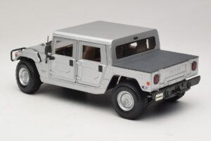 Hummer H1 Hardtop Zilver Maisto 1:18 36857 Metaal — afbeelding 7 van 8