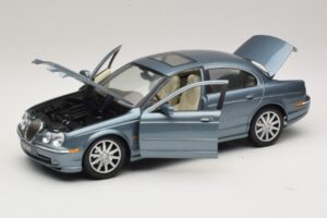 Jaguar S-Type X200 Blauw Maisto 1:18 31865 Metaal — afbeelding 2 van 8