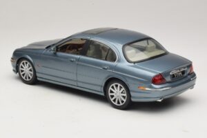 Jaguar S-Type X200 Blauw Maisto 1:18 31865 Metaal — afbeelding 7 van 8