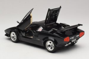 Lamborghini Countach 5000 Quattrovalvole Zwart Bburago 1:18 3337 Metaal — afbeelding 5 van 8