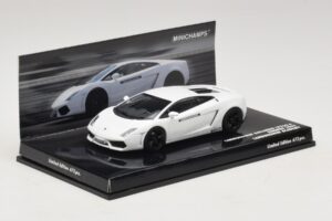 Lamborghini Gallardo LP560-4 Academy Wit Minichamps 1:43 436103801 Metaal — afbeelding 2 van 5