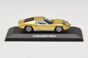 Lamborghini Miura P400 Goud Maxichamps 1:43 940103002 Metaal