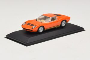 Lamborghini Miura P400 Oranje Minichamps 1:43 430103002 Metaal — afbeelding 2 van 5