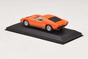 Lamborghini Miura P400 Oranje Minichamps 1:43 430103002 Metaal — afbeelding 3 van 5