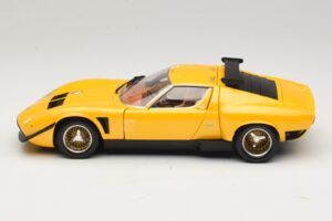 Lamborghini Miura SVR Geel & Zwart Kyosho 1:18 08319GY Metaal — afbeelding 4 van 8