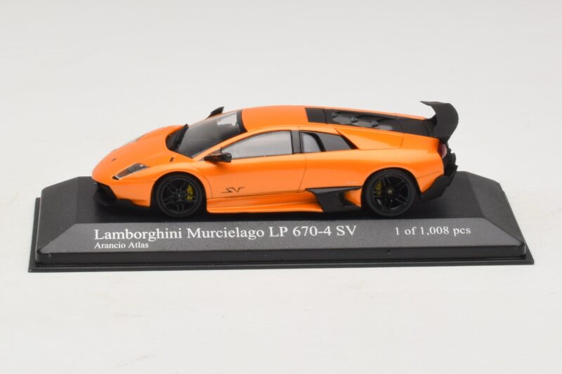 Lamborghini Murcielago LP670-4 SV Oranje Metallic Minichamps 1:43 400103942 Metaal