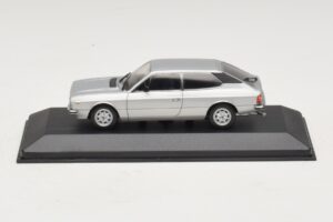 Lancia Beta HPE Zilver Minichamps 1:43 400125711 Metaal