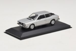Lancia Beta HPE Zilver Minichamps 1:43 400125711 Metaal — afbeelding 2 van 5