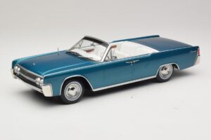 Lincoln Continental Convertible Turkoois Metallic KK-Scale 1:18 KKDC181524 Metaal