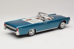 Lincoln Continental Convertible Turkoois Metallic KK-Scale 1:18 KKDC181524 Metaal — afbeelding 3 van 7
