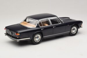 Maserati Quattroporte I Donkerblauw KK-Scale 1:18 KKDC181513 Metaal — afbeelding 2 van 6