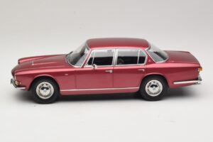 Maserati Quattroporte I Rood Metallic KK-Scale 1:18 KKDC181512 Metaal — afbeelding 3 van 6