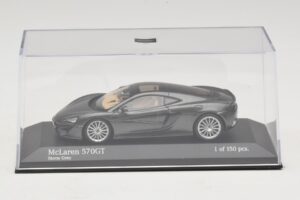 McLaren 570GT Storm Grey Minichamps 1:43 537154520 Metaal — afbeelding 4 van 5