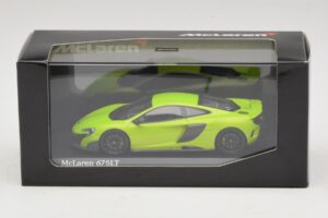 McLaren 675LT Napier Green Minichamps 1:43 537154422 Metaal — afbeelding 5 van 5