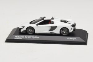 McLaren 675LT Spider Silica White Minichamps 1:43 537154432 Metaal
