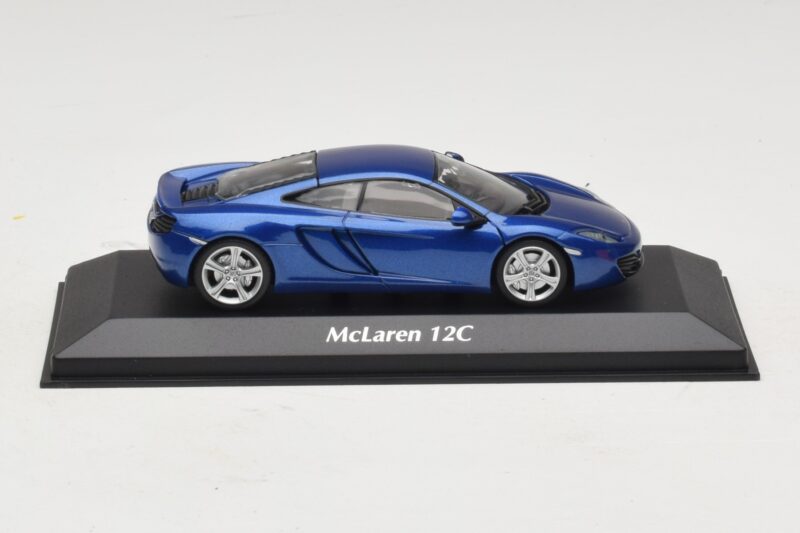 McLaren MP4-12C Blue Metallic Maxichamps 1:43 940133021 Metaal