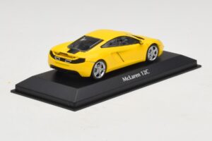 McLaren MP4-12C Geel Maxichamps 1:43 940133020 Metaal — afbeelding 2 van 5