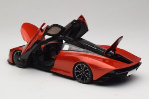 McLaren Speedtail Volcano Orange AUTOart 1:18 76088 Composiet — afbeelding 5 van 8