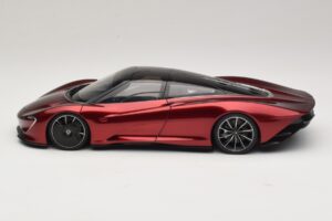 McLaren Speedtail Volcano Red AUTOart 1:18 76087 Composiet — afbeelding 4 van 8