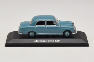 Mercedes 180 W120 Blauw Maxichamps 1:43 940033102 Metaal