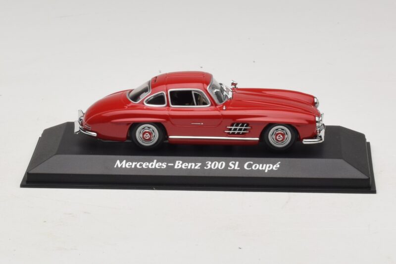 Mercedes 300 SL W198 Rood Maxichamps 1:43 940039001 Metaal
