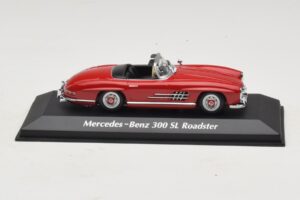 Mercedes 300 SL W198 Roadster Rood Maxichamps 1:43 940039031 Metaal