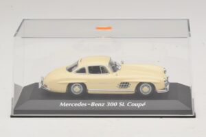 Mercedes 300 SL W198 Wit Maxichamps 1:43 940039002 Metaal — afbeelding 4 van 5