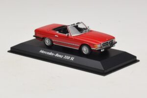 Mercedes 350 SL R107 Rood Maxichamps 1:43 940033432 Metaal — afbeelding 3 van 5