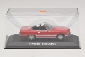 Mercedes 350 SL R107 Rood Maxichamps 1:43 940033432 Metaal — afbeelding 4 van 5