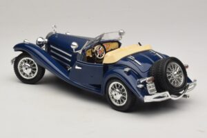 Mercedes 500K Roadster Blauw Bburago 1:20 3070 Metaal — afbeelding 5 van 8