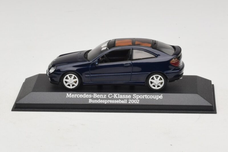 Mercedes C-Class Sportscoupe CL203 Blue Metallic Bundespressball Minichamps 1:43 MB010 Metaal