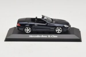 Mercedes SL R230 Blauw Metallic Maxichamps 1:43 940037531 Metaal