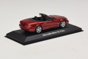 Mercedes SL R230 Rood Metallic Maxichamps 1:43 940037530 Metaal — afbeelding 2 van 5