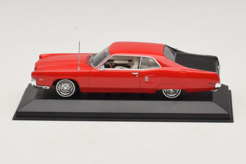 Mercury Marauder X-100 Rood Zwart Minichamps 1:43 400082121 Metaal