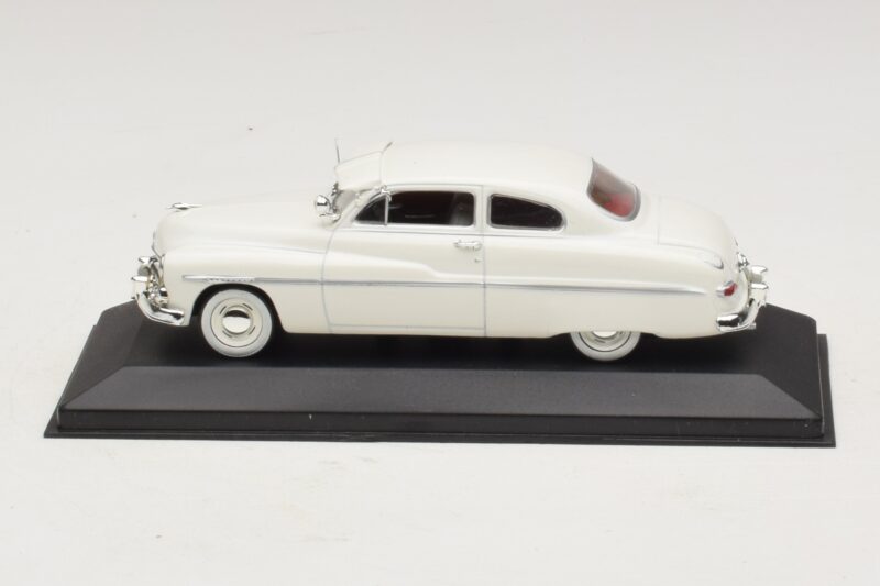 Mercury Monterey Wit Minichamps 1:43 400082401 Metaal